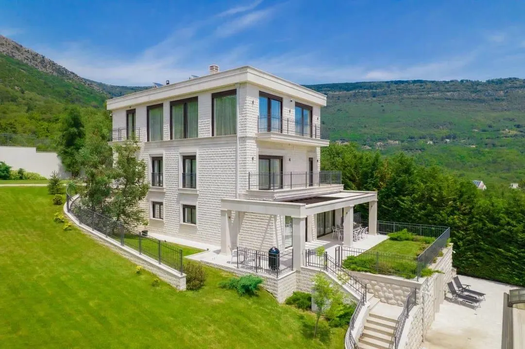 Villa for Sale in Tivat - foto 4