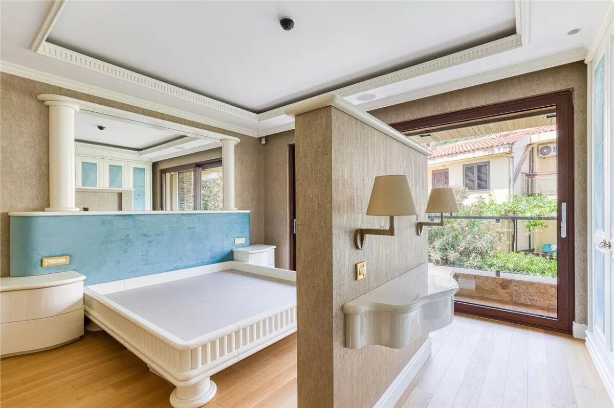 Apartment for Sale in Budva - foto 1