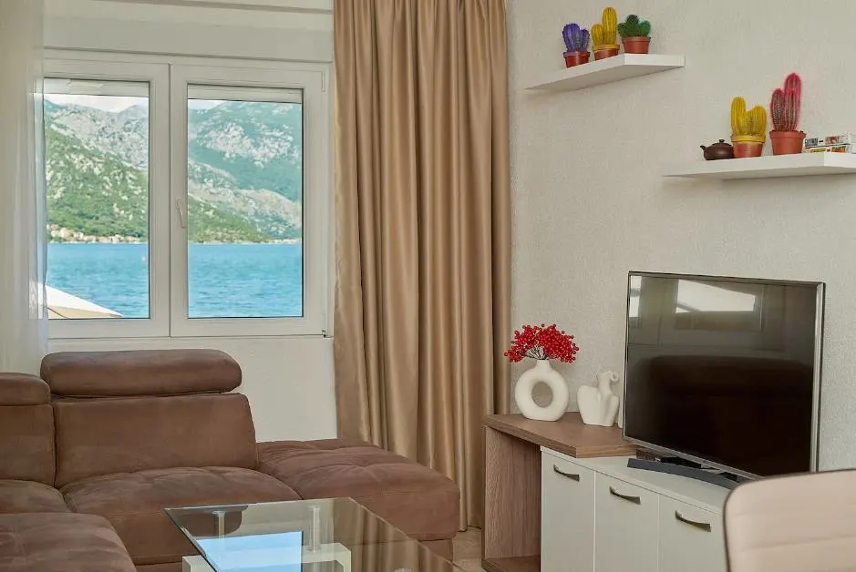 House for Sale in Kotor - foto 15