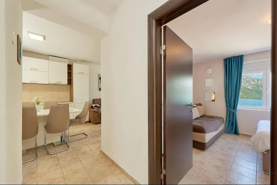 House for Sale in Kotor - foto 18