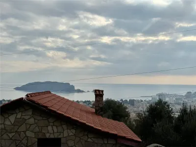 أرض للبيع في بودفا - Budva