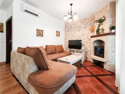 Apartamento en Venta en Kotor - foto 7