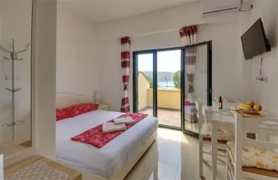 Casa en Venta en Herceg-Novi - Meljine