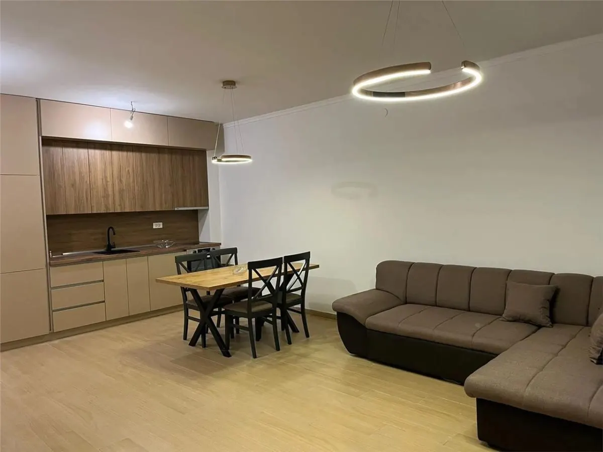 Apartament de vanzare in Kotor - foto 1