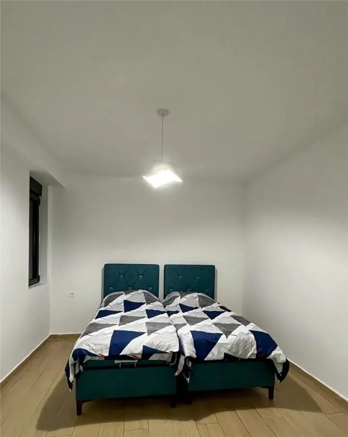 Apartament de vanzare in Kotor - foto 4
