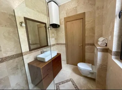 شقة للبيع في بودفا - foto 12
