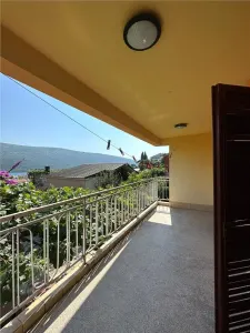 منزل للبيع في هرتسيج نوفي - Djenovici