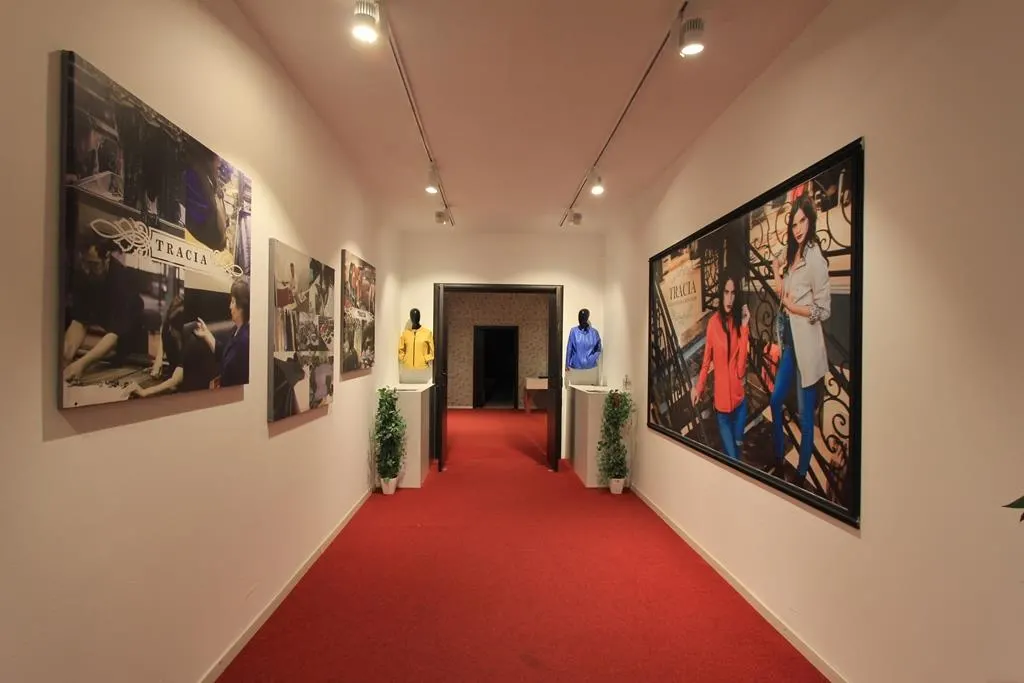 Espacio Comercial en Venta en Budva - foto 7