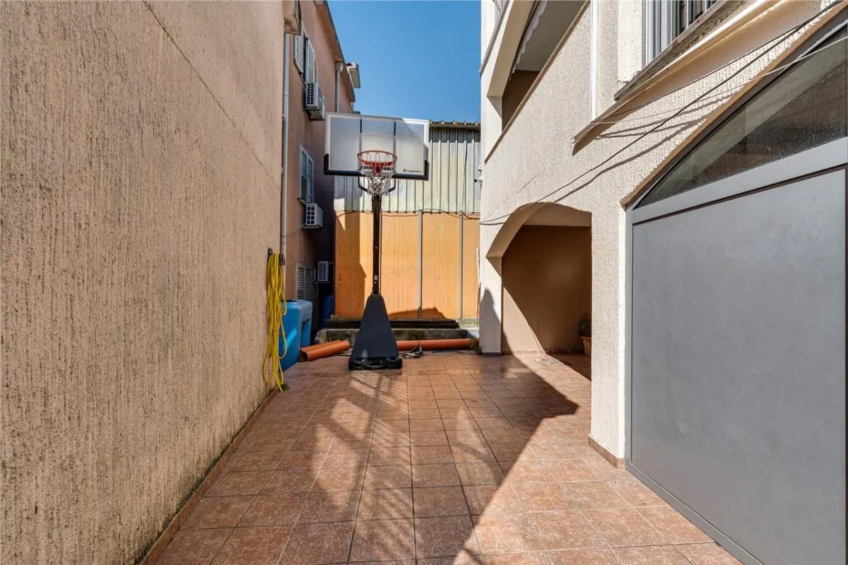 House for Sale in Budva - foto 7