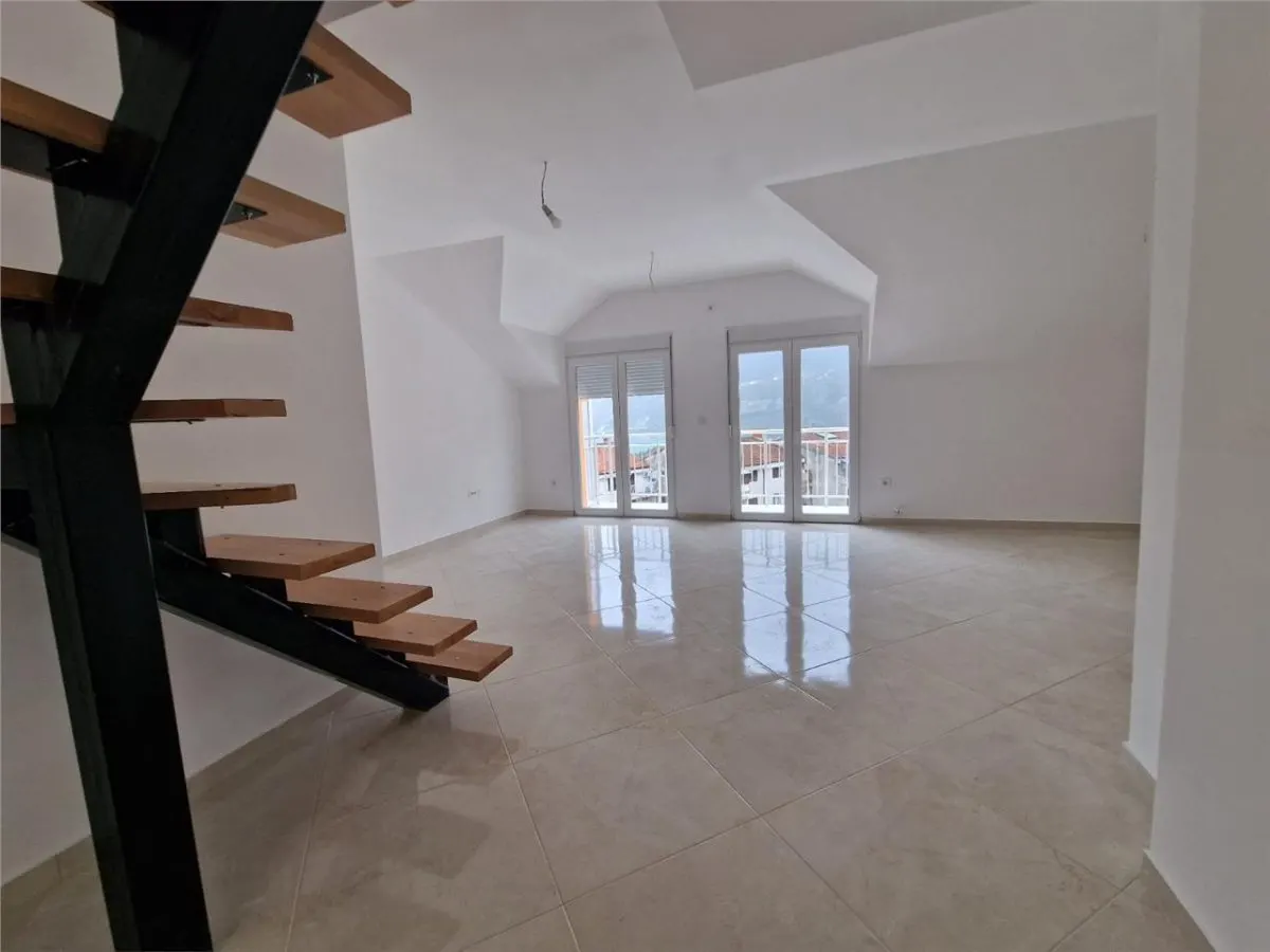 Apartament de vanzare in Herceg-Novi - foto 2