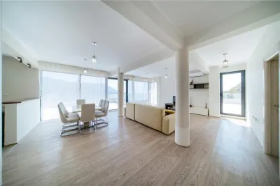 Apartamento en Venta en Budva - foto 4
