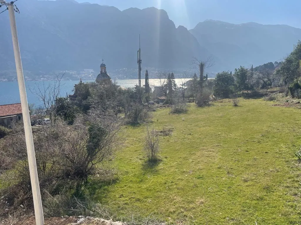 Terrain à Vendre à Kotor - foto 4