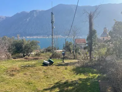 Terrain à Vendre à Kotor - foto 5