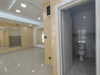 Espace Commercial à Vendre à Budva - foto 4