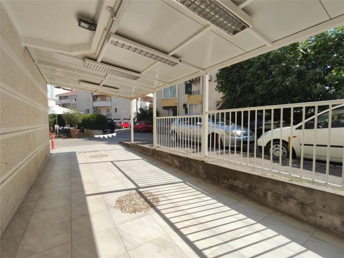 Espace Commercial à Vendre à Budva - foto 5