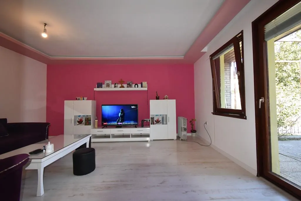 House for Sale in Kotor - foto 4
