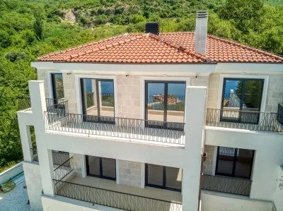 Villa en Venta en Budva - foto 2