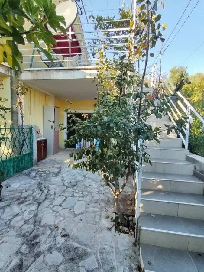 Casa en Venta en Budva - foto 1