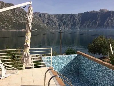 Casa en Venta en Kotor - foto 12