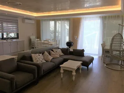 Casa en Venta en Kotor - foto 3