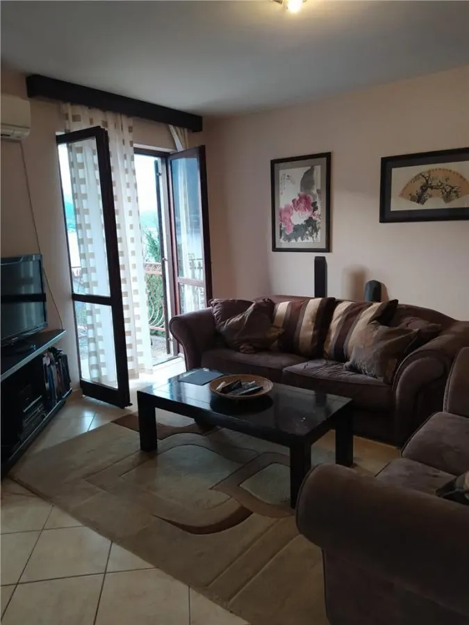 Casa en Venta en Kotor - foto 2