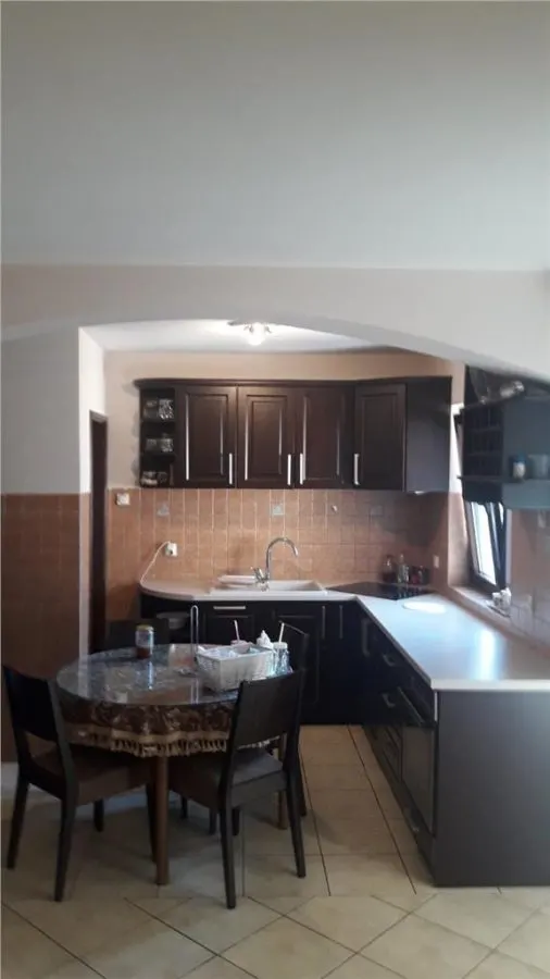 Casa en Venta en Kotor - foto 6