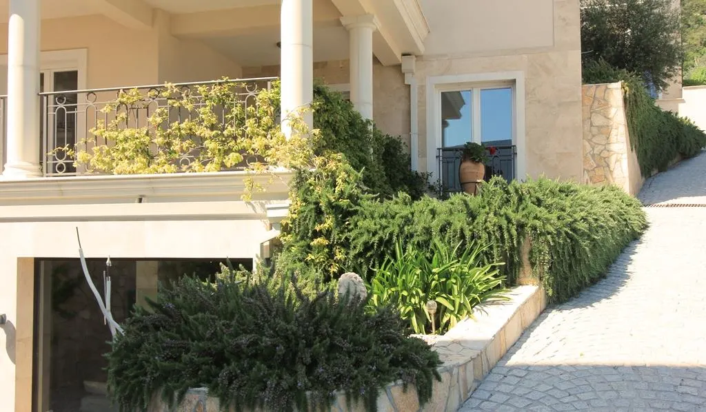Apartament de vanzare in Herceg-Novi - foto 2