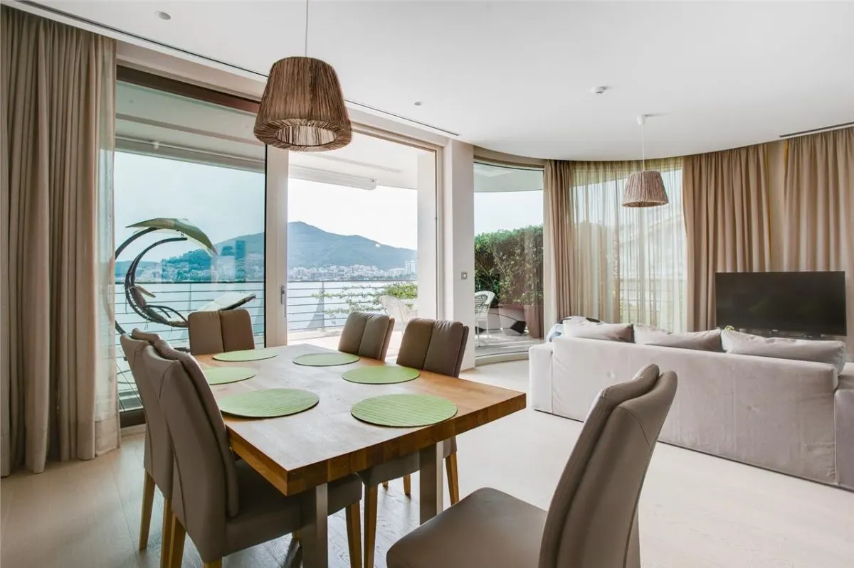Apartament de vanzare in Budva - foto 1