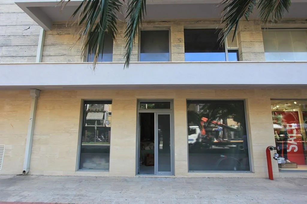 Espacio Comercial en Venta en Budva - foto 2