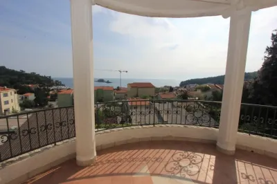 Villa en Venta en Budva - foto 3