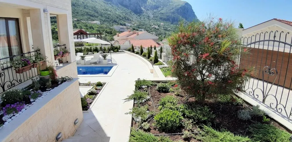 Villa en Venta en Budva - foto 7