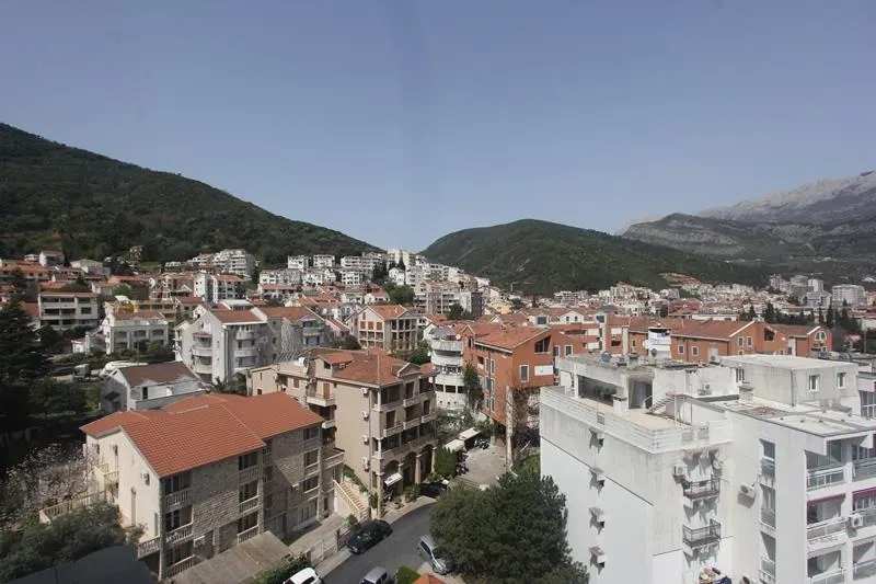 Apartament de vanzare in Budva - foto 2