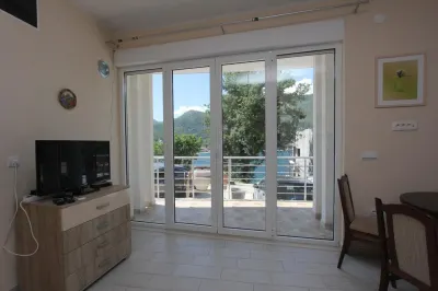 Apartamento en Venta en Tivat - foto 11