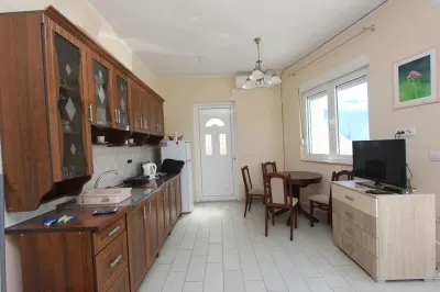 Apartamento en Venta en Tivat - foto 8