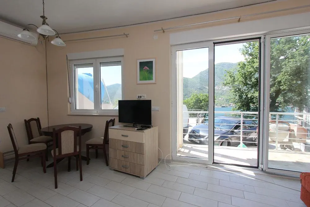 Apartamento en Venta en Tivat - foto 9