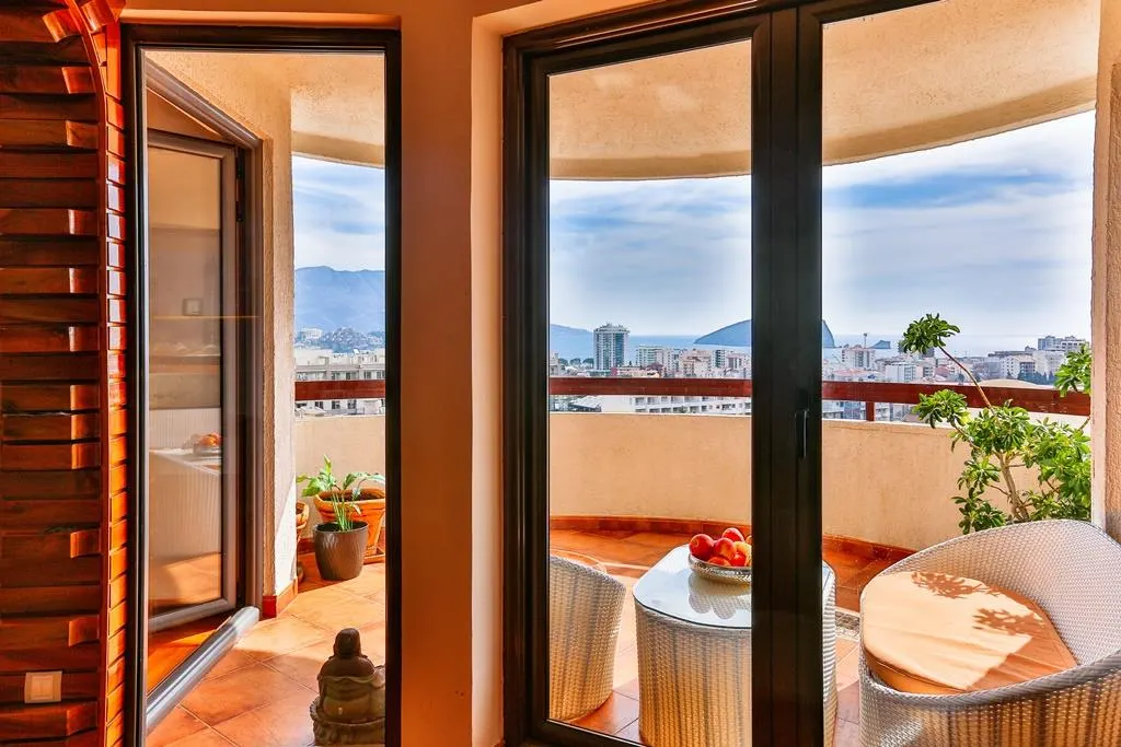 Apartament de vanzare in Budva - foto 4