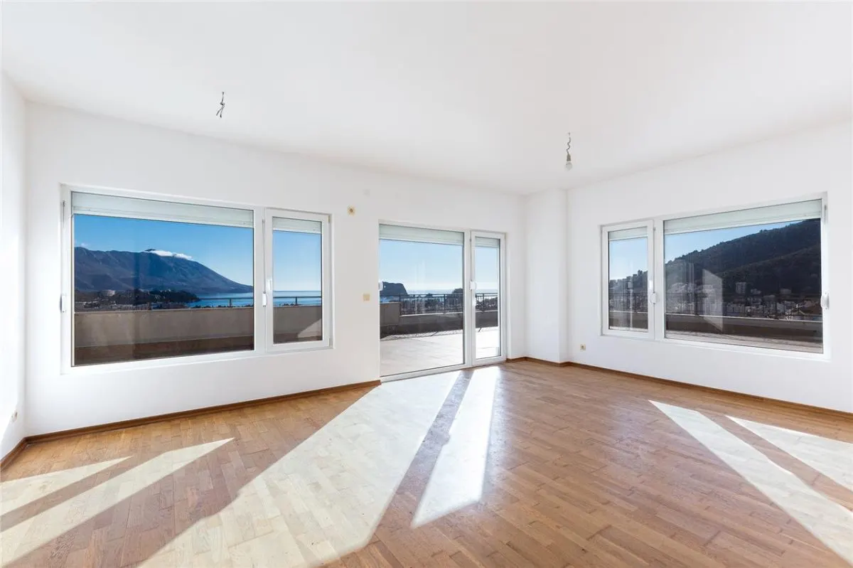 Apartamento en Venta en Budva - foto 1
