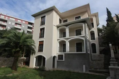 منزل للبيع في بودفا - Budva