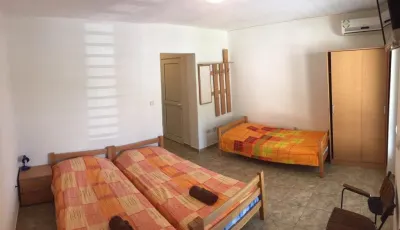 Hôtel à Vendre à Herceg-Novi - foto 2