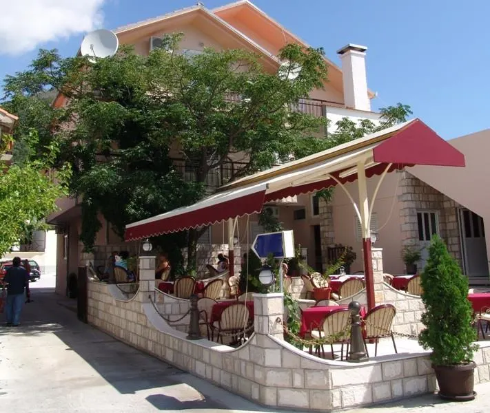 Hôtel à Vendre à Herceg-Novi - foto 1