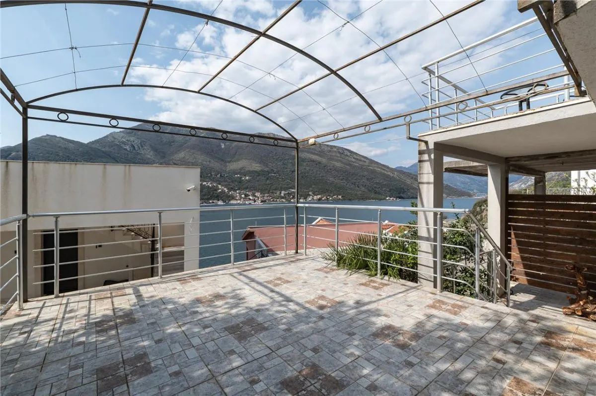 House for Sale in Tivat - foto 16