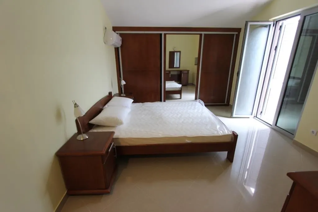 Hôtel à Vendre à Herceg-Novi - foto 3