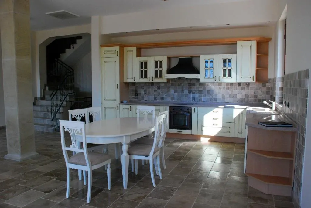 Maison à Vendre à Budva - foto 4