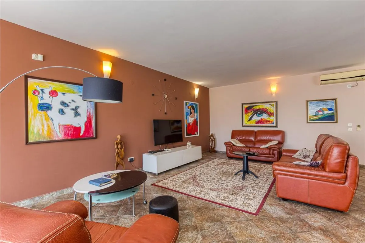 Villa à Vendre à Budva - foto 4