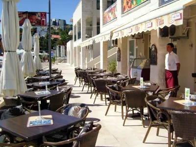 Espace Commercial à Vendre à Herceg-Novi - Herceg Novi