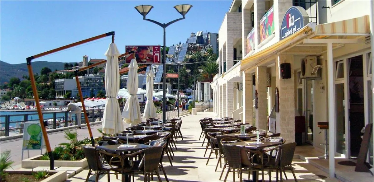 Espace Commercial à Vendre à Herceg-Novi - foto 2