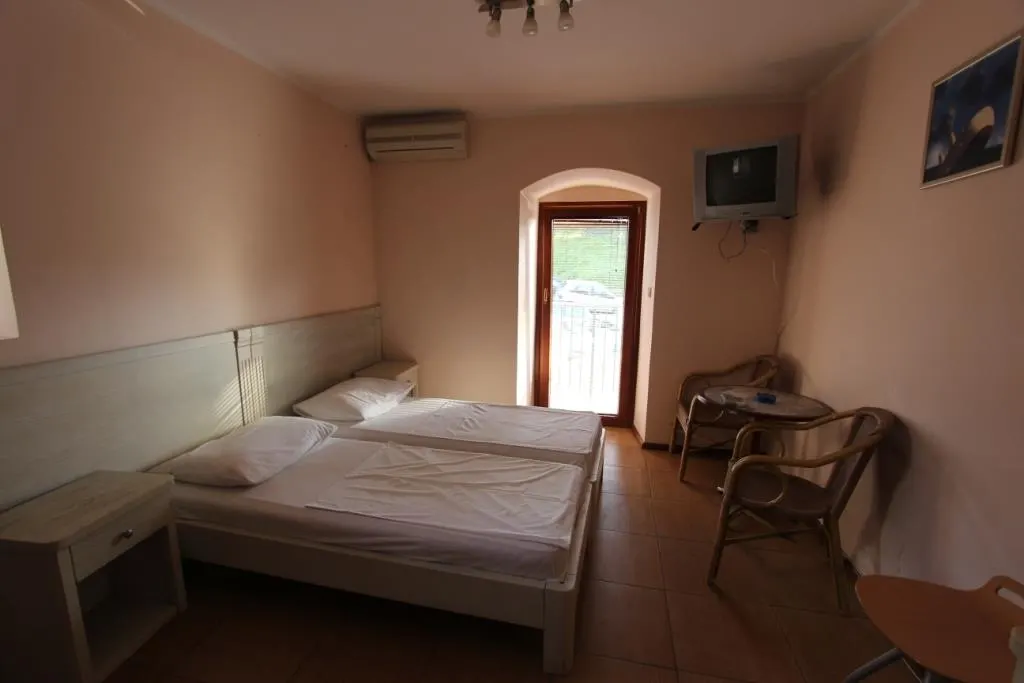 Hôtel à Vendre à Herceg-Novi - foto 3