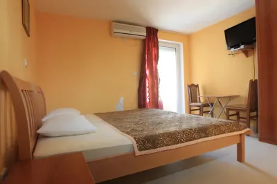 Hôtel à Vendre à Budva - Budva