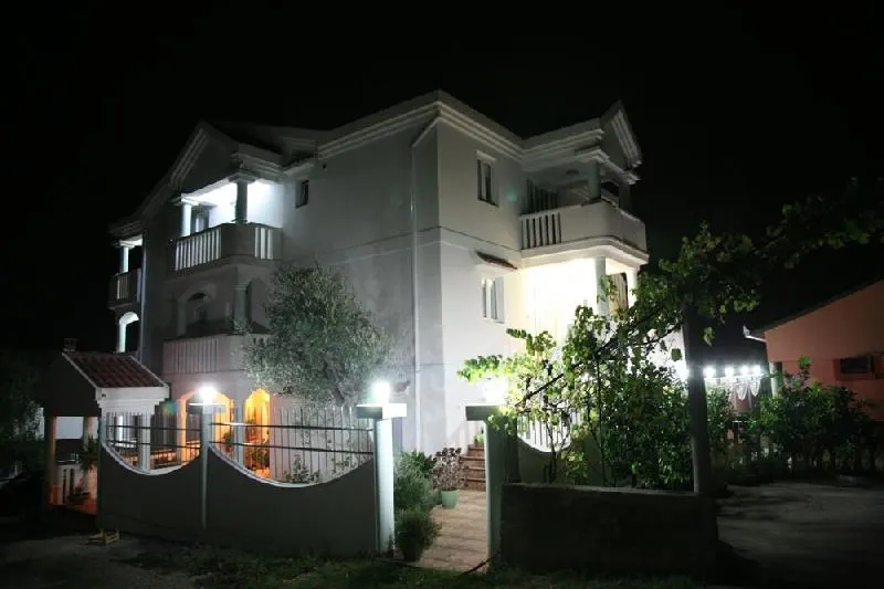 Hôtel à vendre à Tivat - foto 3