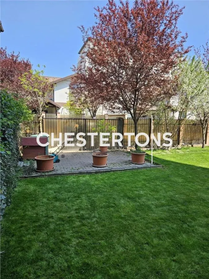 Villa de Quatre Chambres Meublée avec Terrasse à Militari Residence - foto 14